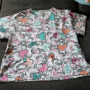 ❤Pink ribbon butterfly  scrub top❤